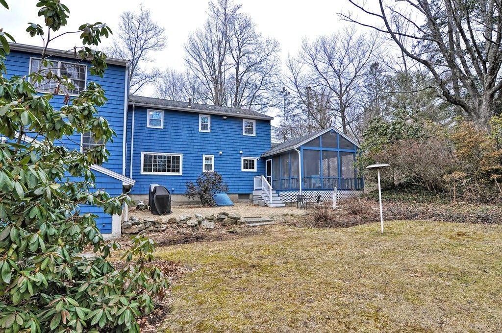 891 Great Pond Road North Andover, MA 01845 - Photo 6 of 28 Gallery Image 6