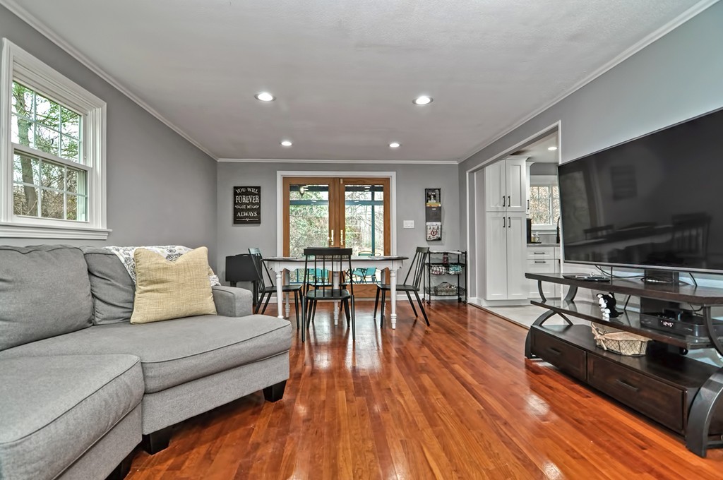 891 Great Pond Road North Andover, MA 01845 - Photo 8 of 28 Gallery Image 8