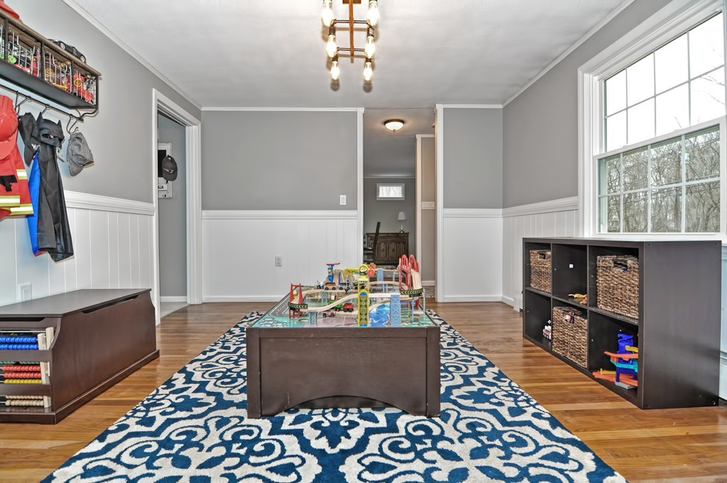 891 Great Pond Road North Andover, MA 01845 - Photo 10 of 28 Gallery Image 10