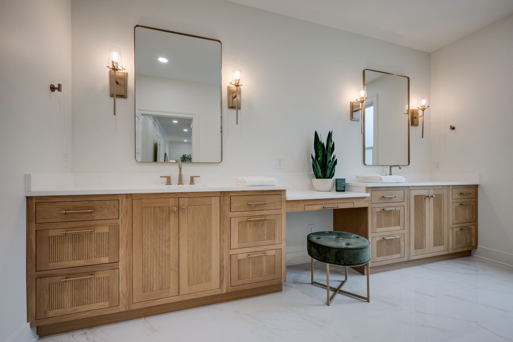924 Hafner Road Charlotte, TN 37036 - Photo 36 of 79 a bathroom with a sink and a mirror