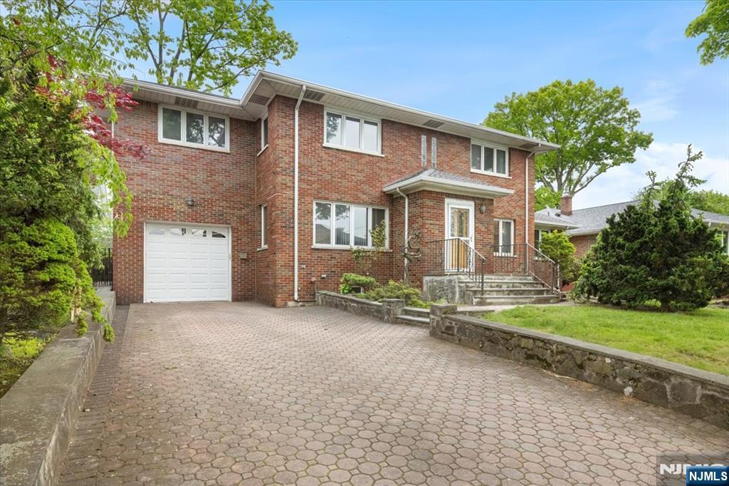 535 Summit Street Englewood Cliffs, NJ 07632 - Photo 30 of 34