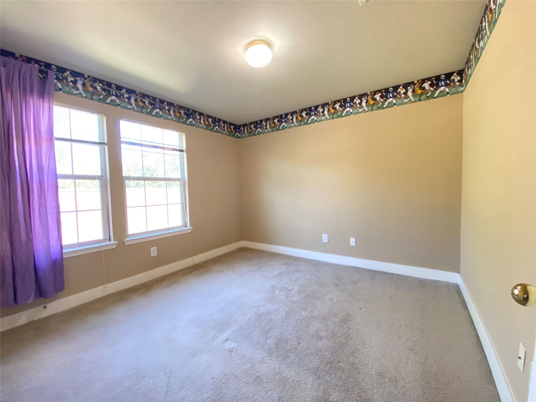 5843 Sonoma Ridge Missouri City, TX 77459 - Photo 15 of 20 a view of an empty room with a window