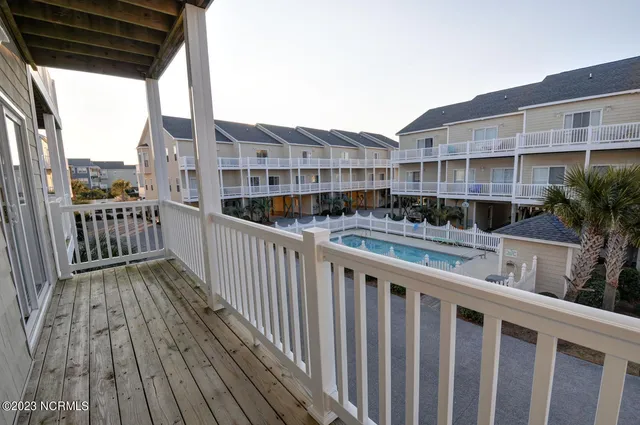 $3,200 | 314 Sea Star Circle, Unit 314, Surf City, NC 28445