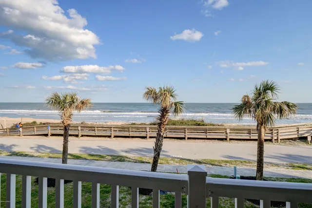 $3,200 | 314 Sea Star Circle, Unit 314, Surf City, NC 28445