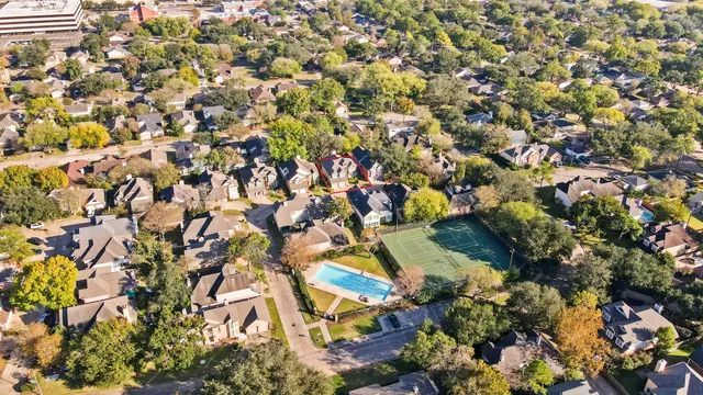 $350,000 | 1641 Beaconshire, Houston, TX 77077