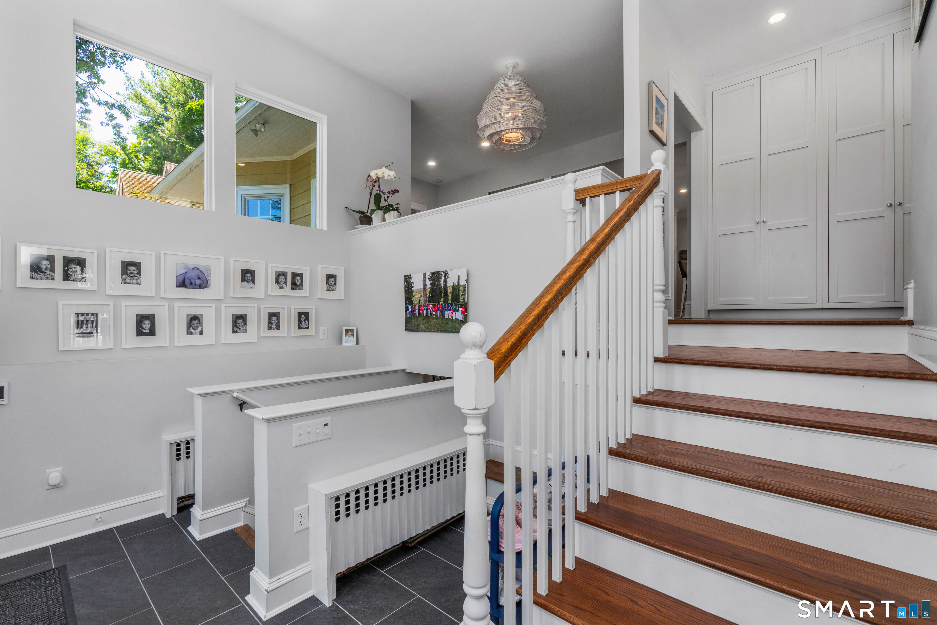 22 Ridgewood Road West Hartford, CT 06107 - Photo 17 of 35