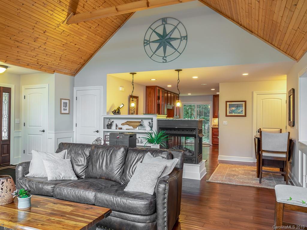 64 Fox Den Road Asheville, NC 28805 - Photo 13 of 41 Gallery Image 13