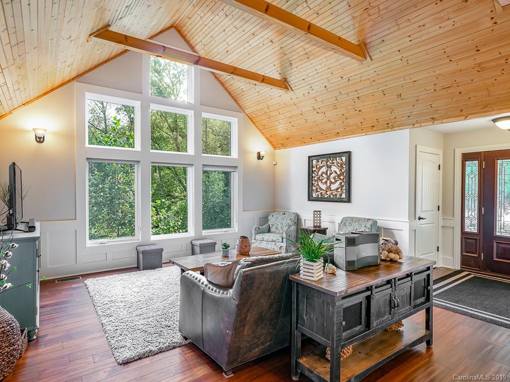 64 Fox Den Road Asheville, NC 28805 - Photo 14 of 41 Gallery Image 14