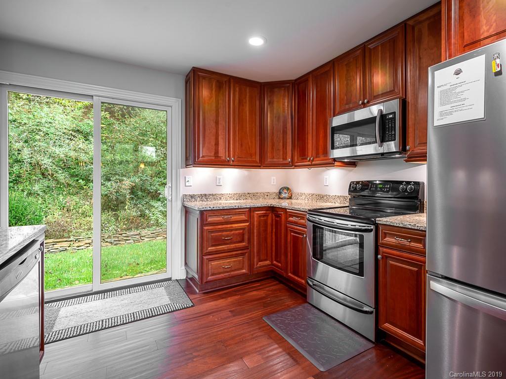 64 Fox Den Road Asheville, NC 28805 - Photo 16 of 41 Gallery Image 16