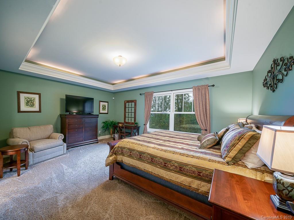 64 Fox Den Road Asheville, NC 28805 - Photo 21 of 41 Gallery Image 21