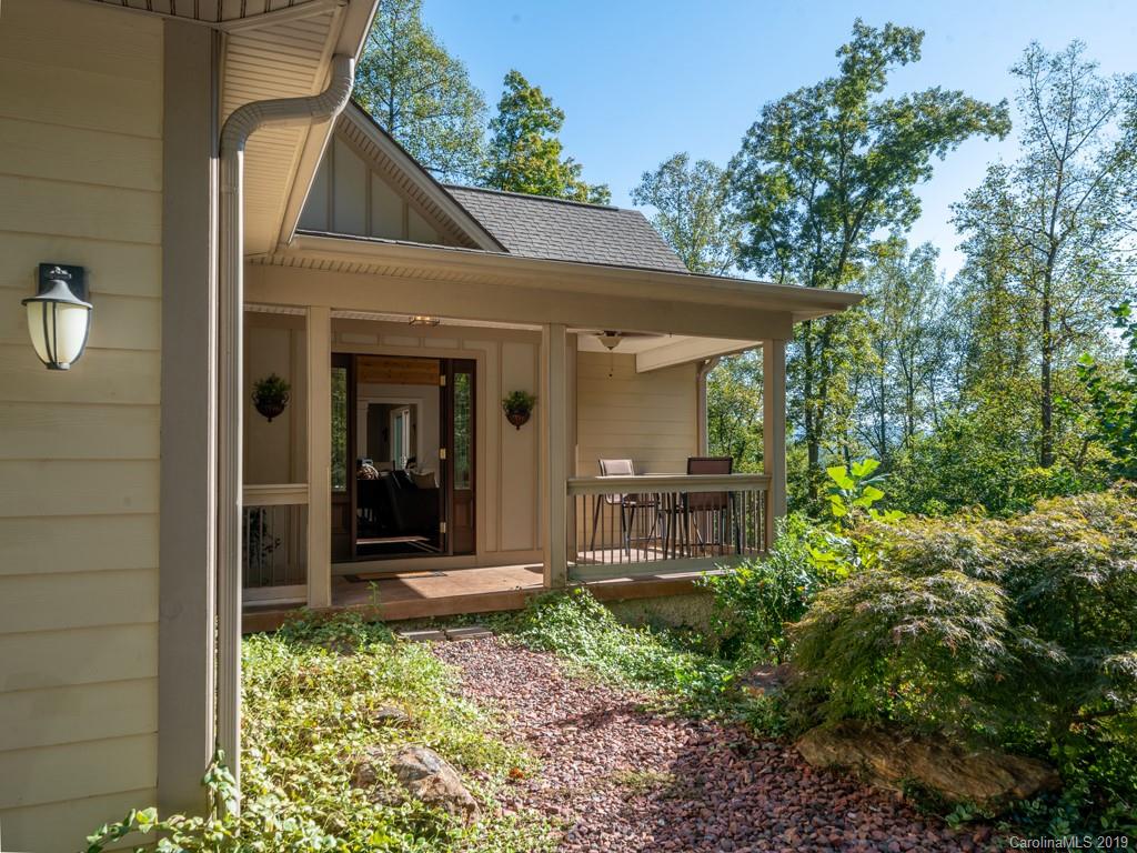 64 Fox Den Road Asheville, NC 28805 - Photo 9 of 41 Gallery Image 9
