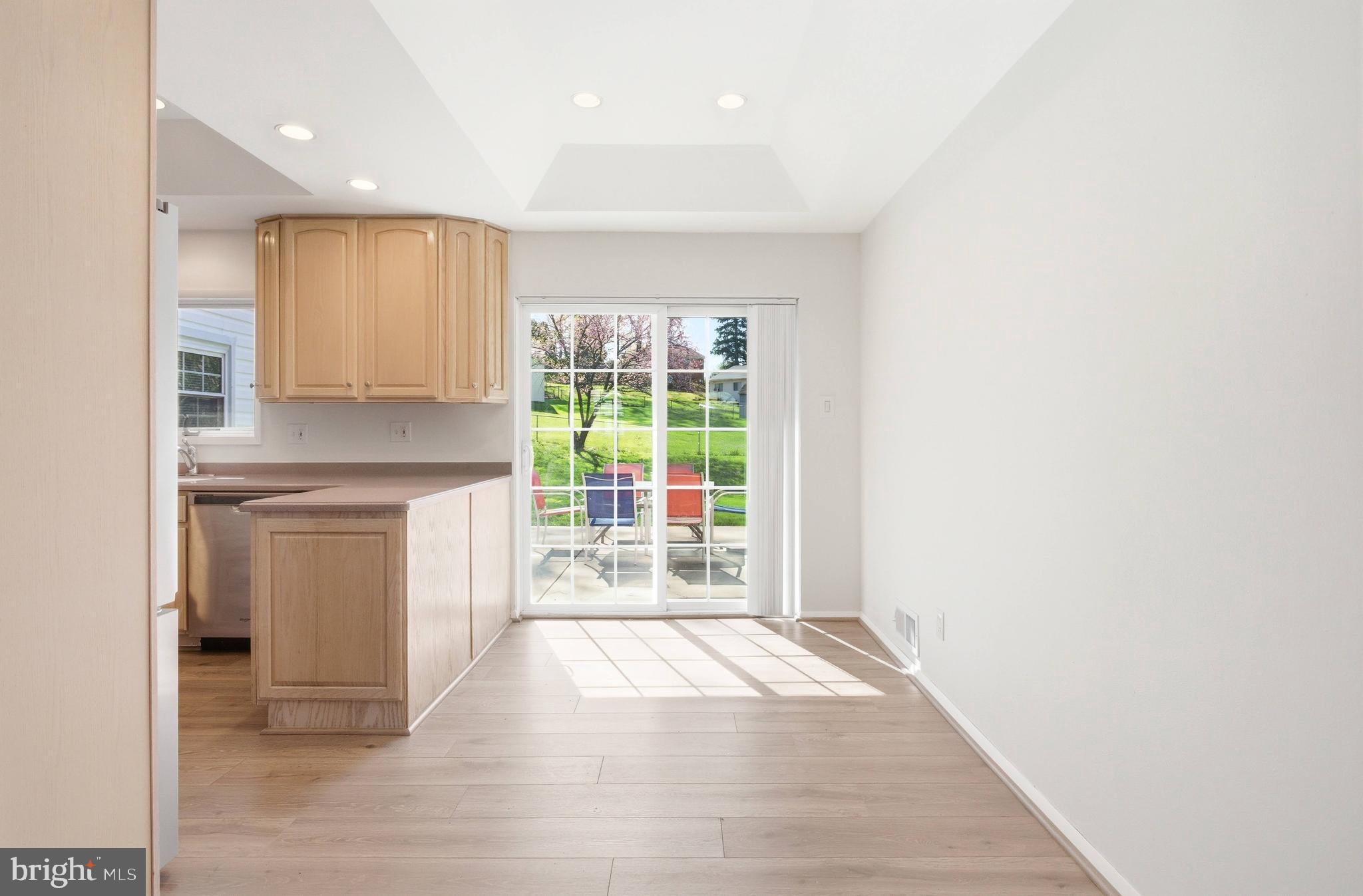 5504 Kathleen Place Springfield, VA 22151 - Photo 11 of 41