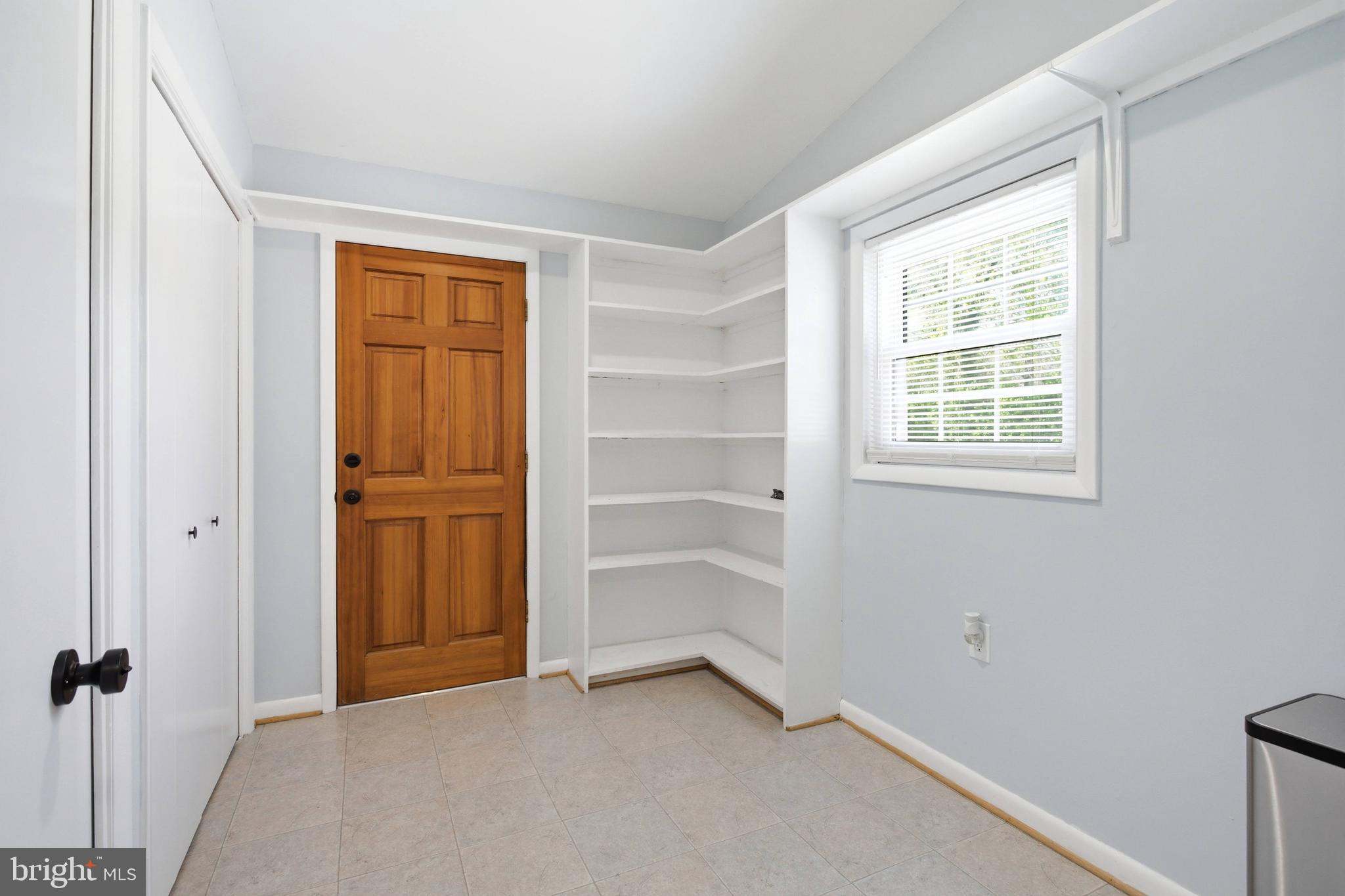 5504 Kathleen Place Springfield, VA 22151 - Photo 29 of 41