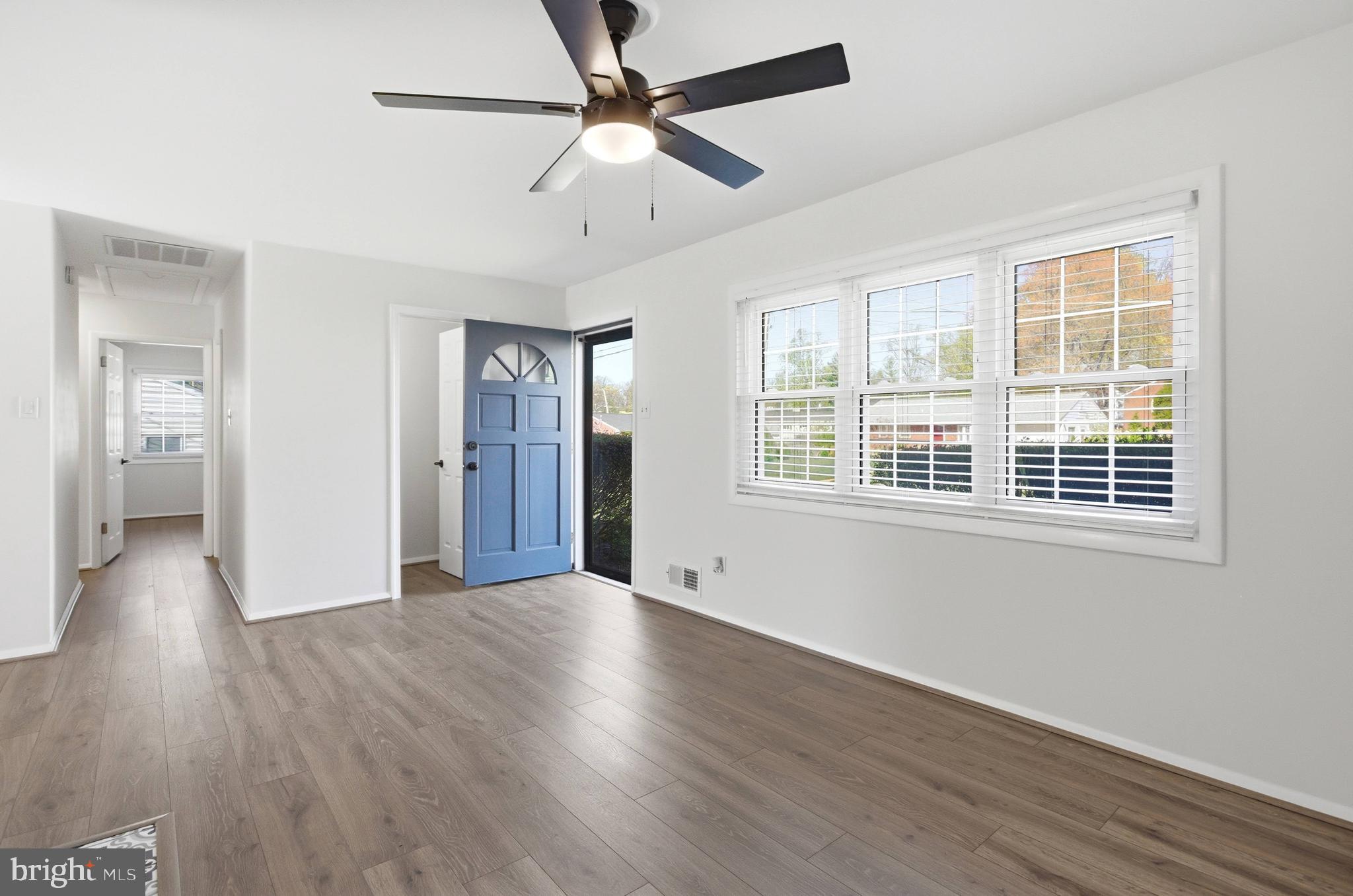 5504 Kathleen Place Springfield, VA 22151 - Photo 7 of 41