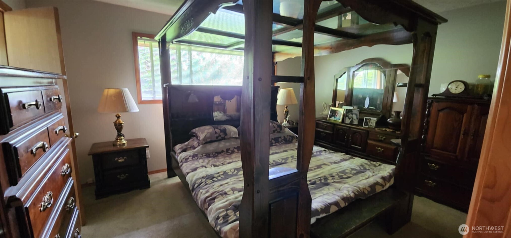 314 Insel Road Woodland, WA 98674 - Photo 23 of 32 a view of living room and front door