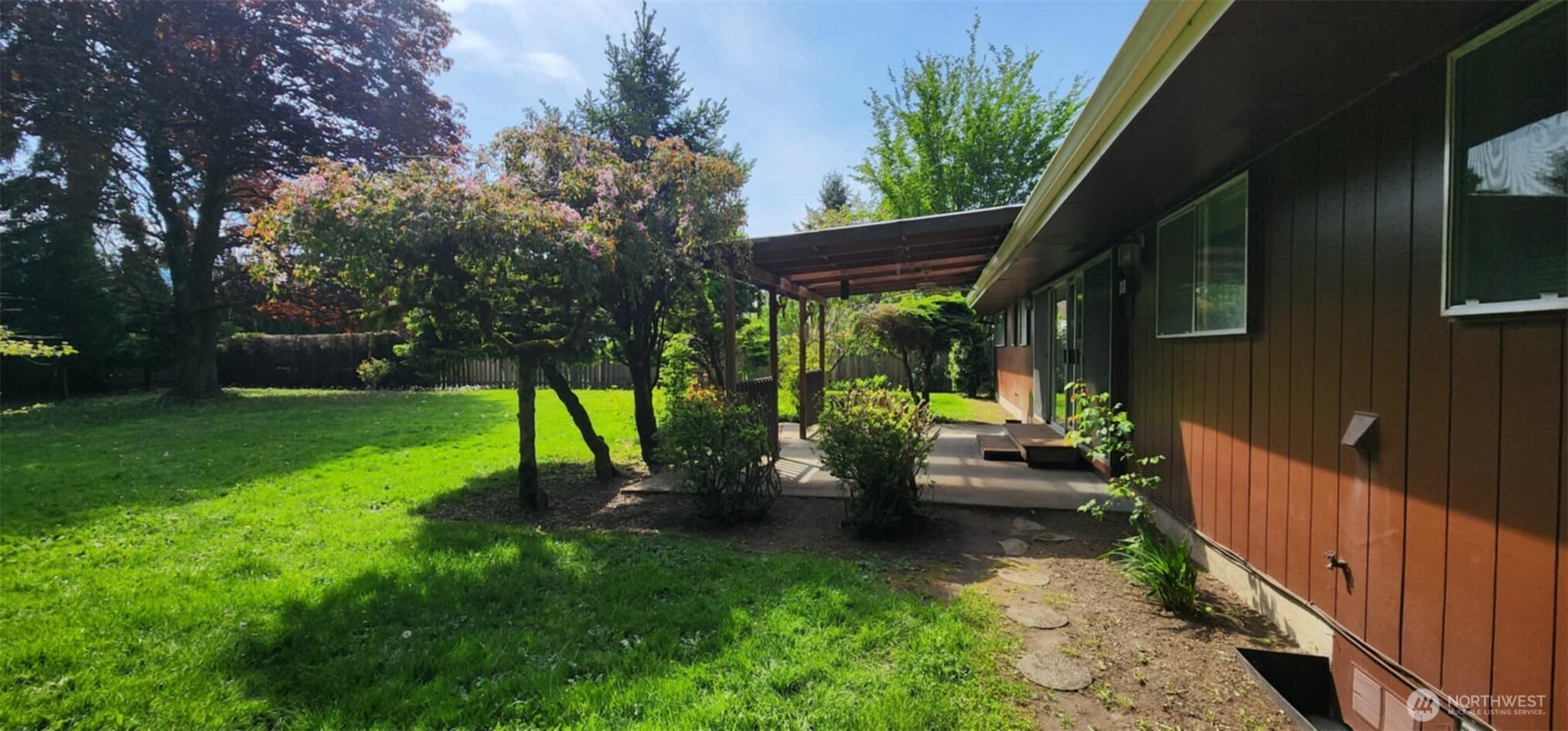 314 Insel Road Woodland, WA 98674 - Photo 5 of 32 a view of a house with backyard and porch