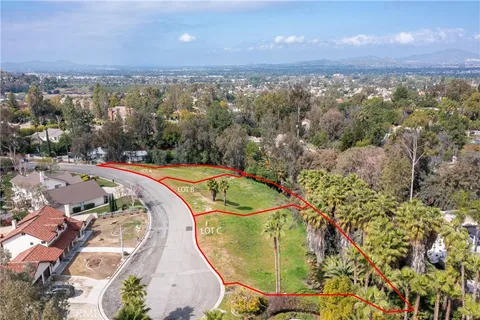 $235,000 | 1389 Ocotillo Drive, Riverside, CA 92506