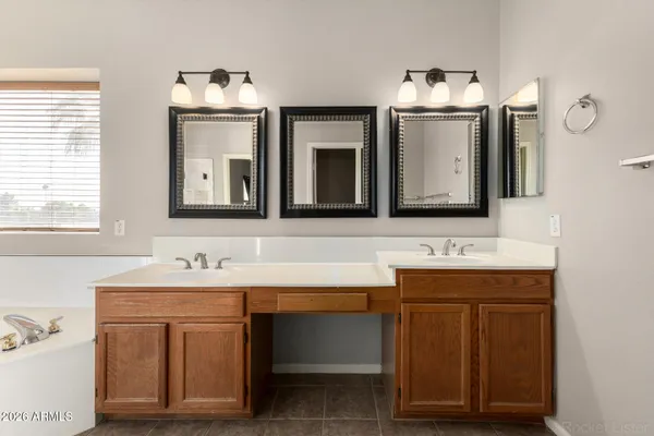 $760,000 | 314 South Sandstone Street, Gilbert, AZ 85296