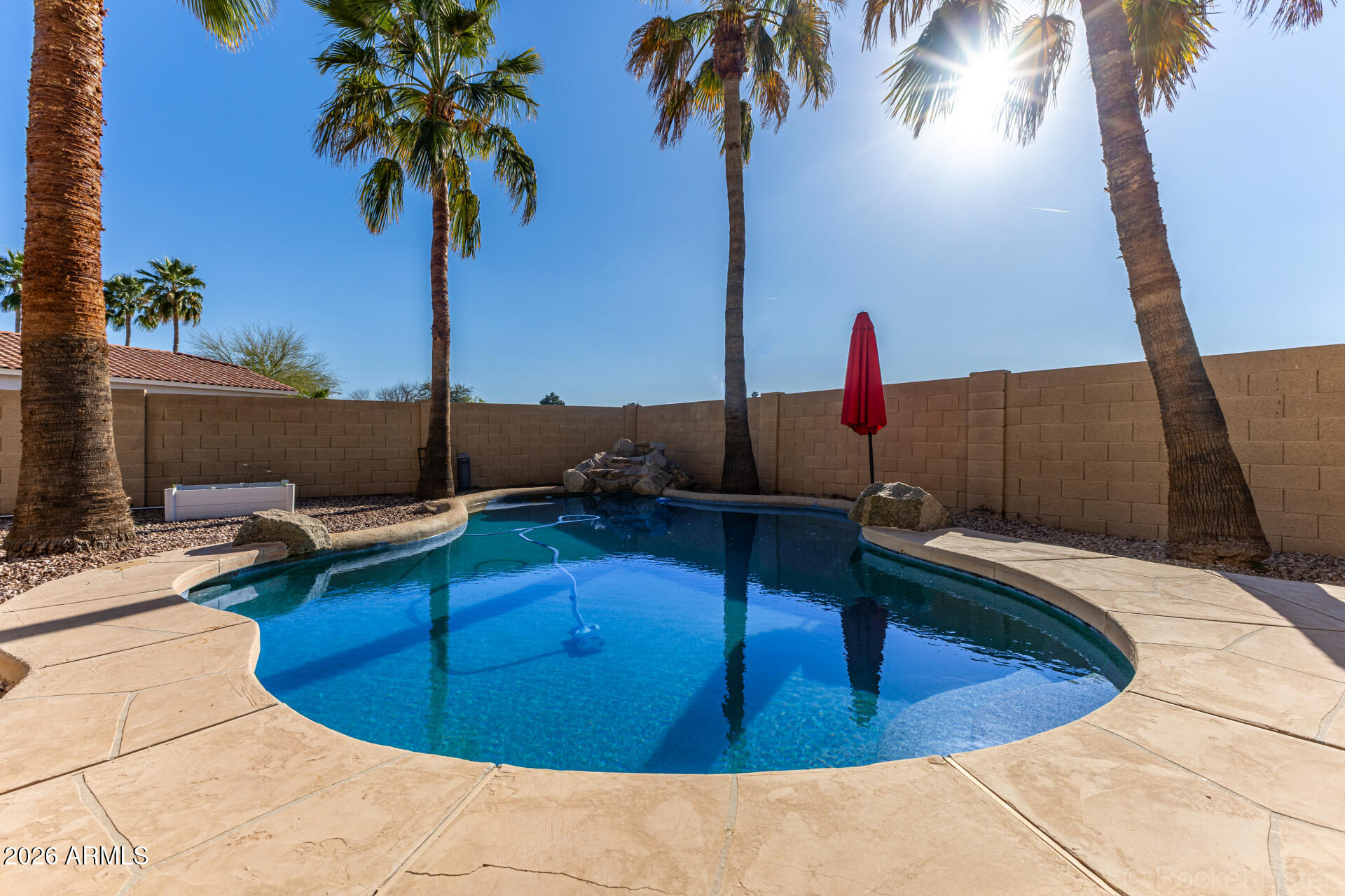 314 South Sandstone Street Gilbert, AZ 85296 - Photo 55 of 58 a view of outdoor space with swimming pool