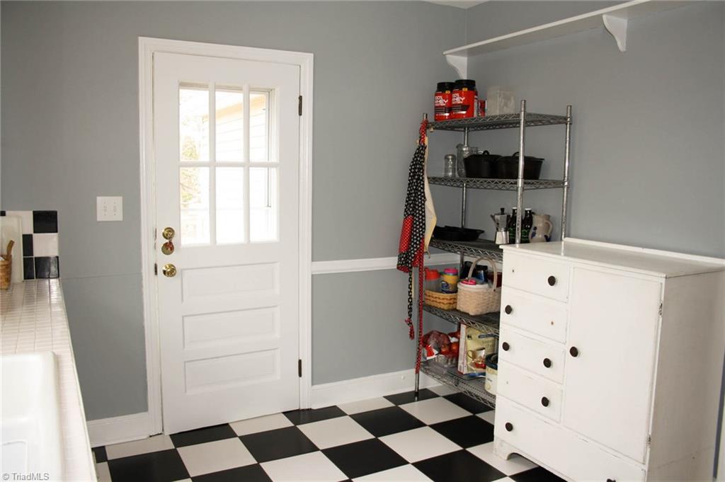 1920 Independence Road Greensboro, NC 27408 - Photo 12 of 28 Gallery Image 12