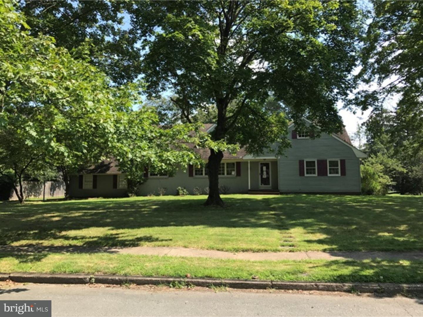11 Mansfield Road Trenton, NJ 08628 - Photo 2 of 19