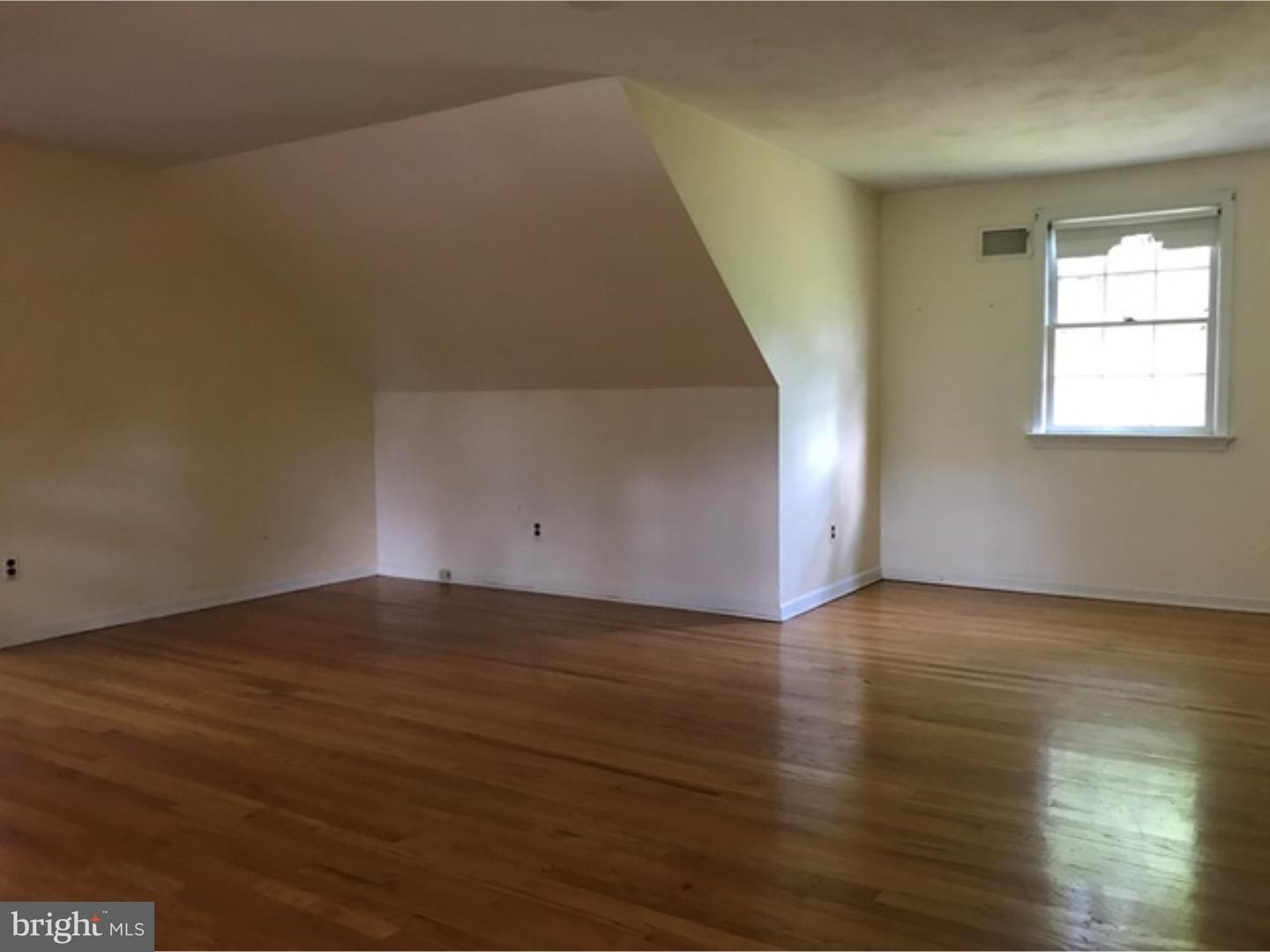 11 Mansfield Road Trenton, NJ 08628 - Photo 4 of 19