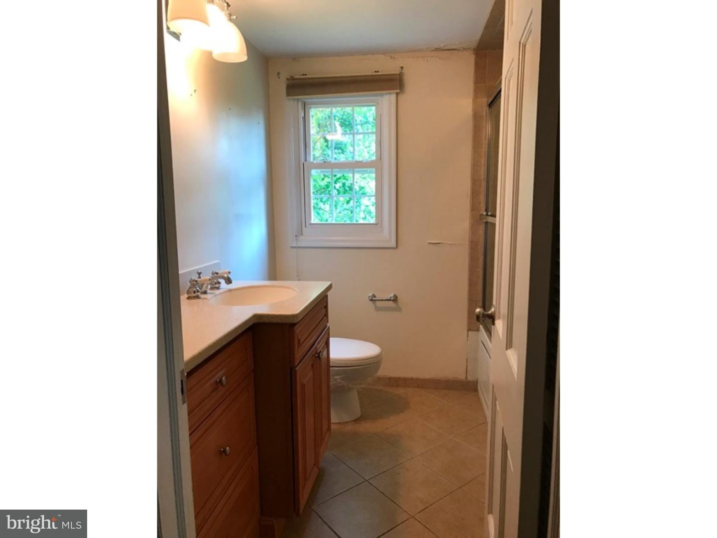 11 Mansfield Road Trenton, NJ 08628 - Photo 10 of 19