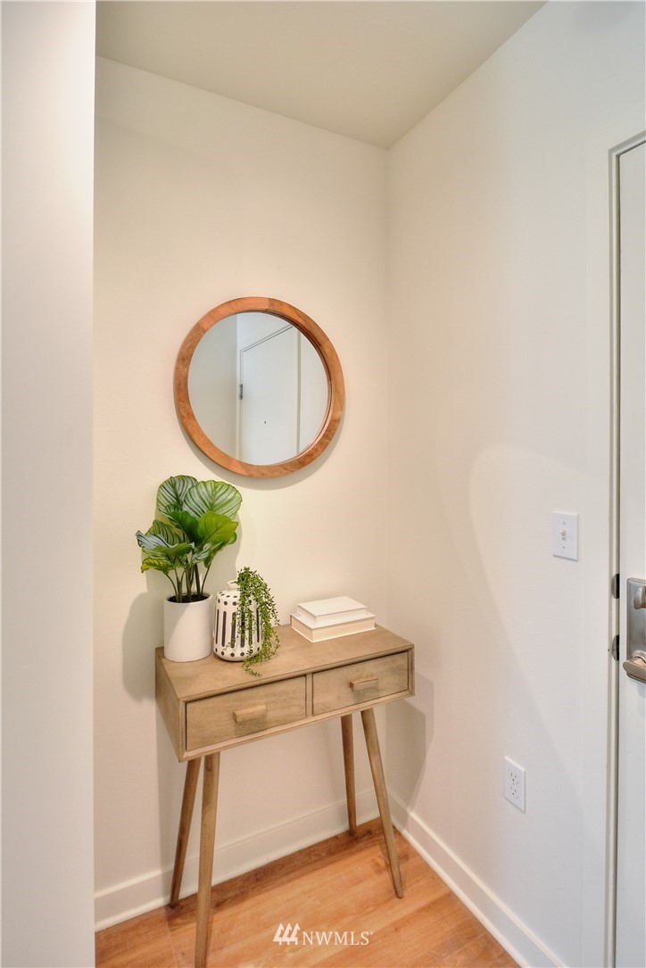 1601 North 45th Street, Unit 411 Seattle, WA 98103 - Photo 9 of 33 a view of table and chair