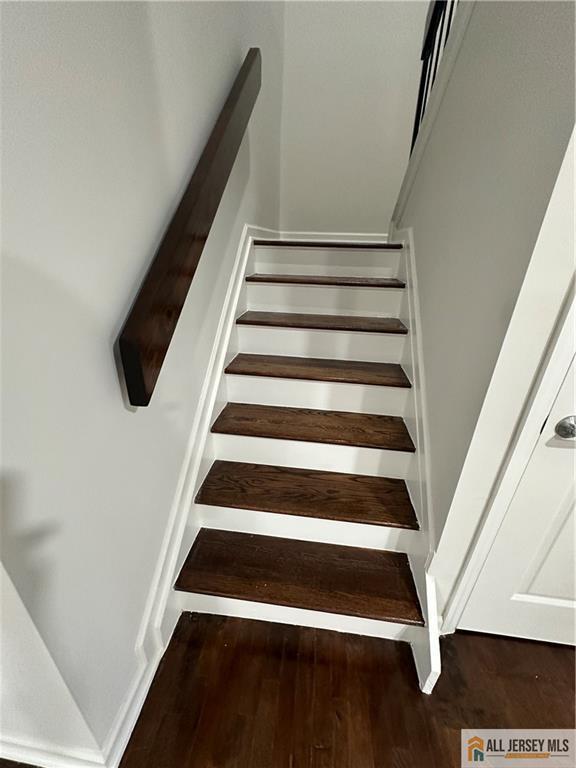 3007 Hana Road Edison, NJ 08817 - Photo 20 of 40