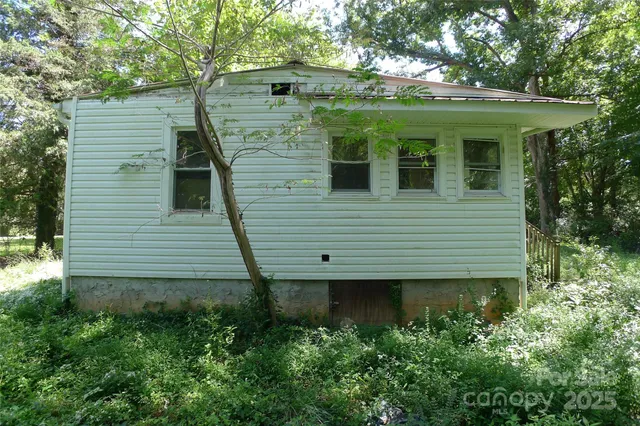 a view of a small house