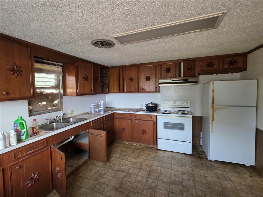 1419 Cook Avenue Odem, TX 78370 - Photo 18 of 39