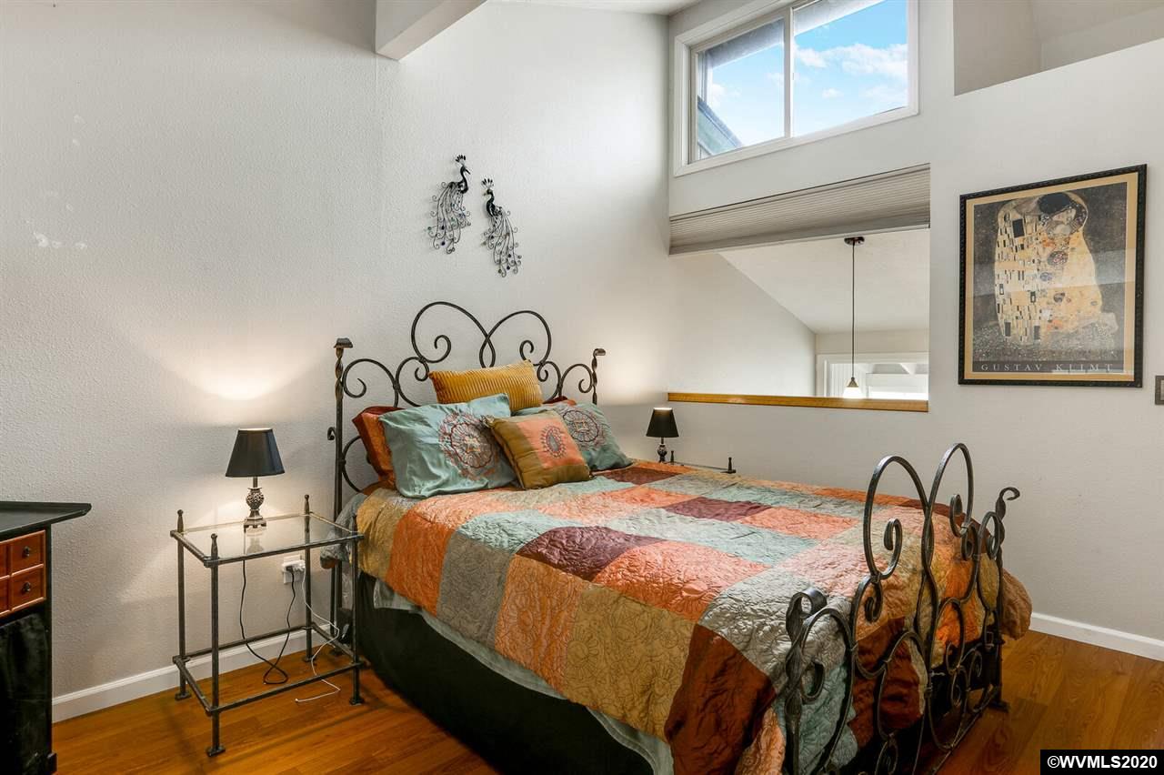 3756 Auburn Road Northeast Salem, OR 97301 - Photo 16 of 23 Gallery Image 16