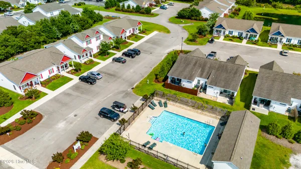 $278,500 | 802 Pirate Landing Drive, Unit 802, Beaufort, NC 28516