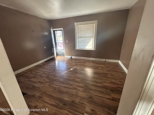 $1,500 | 945 Woodlawn Street, Scranton, PA 18509