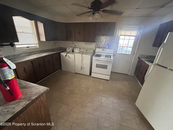 $1,500 | 945 Woodlawn Street, Scranton, PA 18509