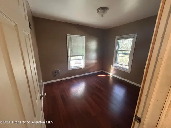 $1,500 | 945 Woodlawn Street, Scranton, PA 18509