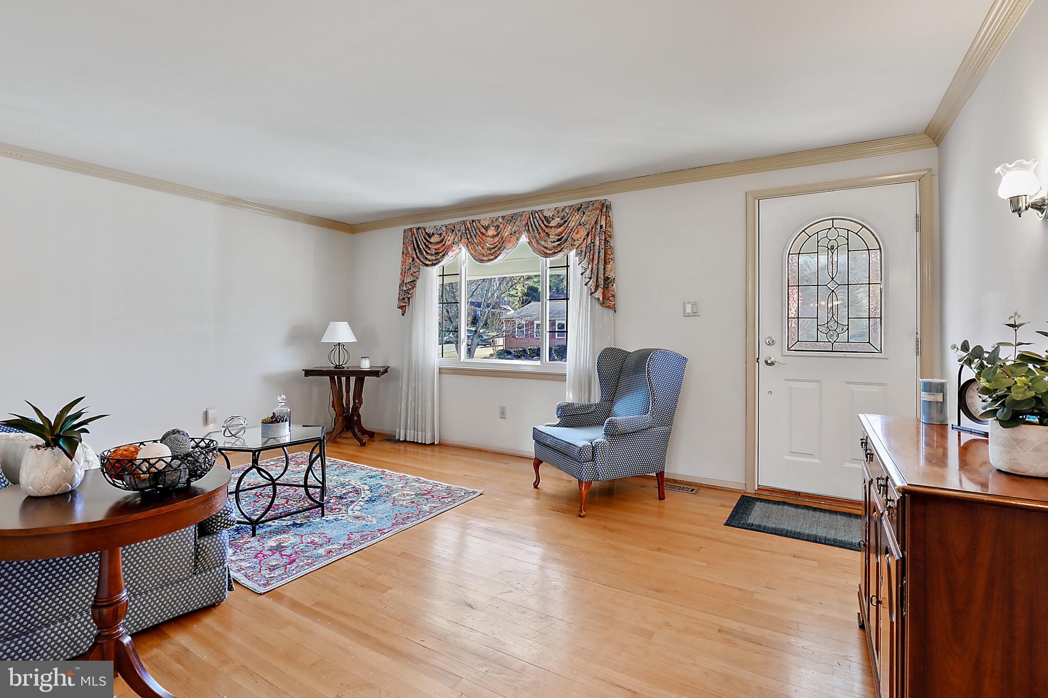 511 Bathurst Road Catonsville, MD 21228 - Photo 6 of 38 Picture window in LR allows lots of natural light