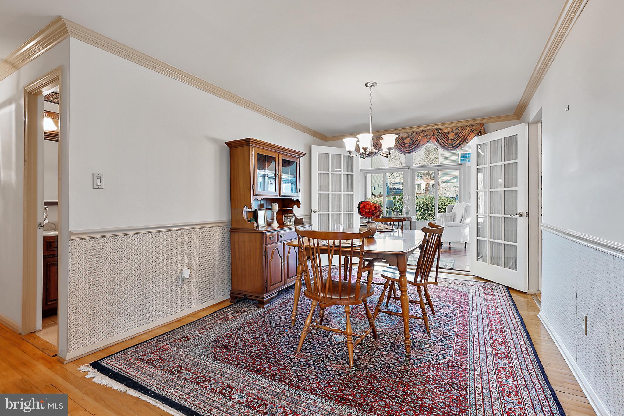 511 Bathurst Road Catonsville, MD 21228 - Photo 8 of 38 Large formal DR area with French doors