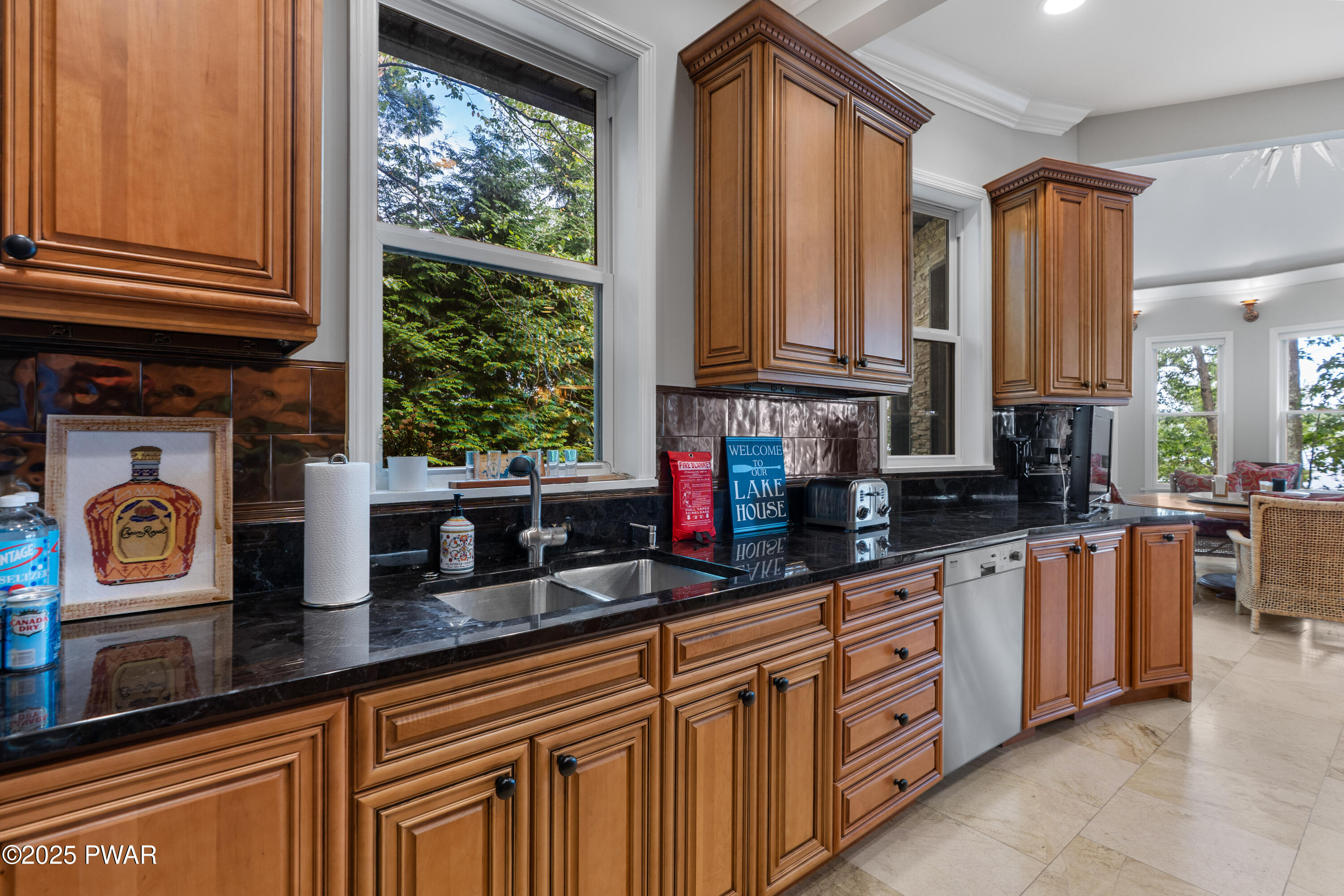 85 Boulder Point Road Lakeville, PA 18438 - Photo 13 of 68