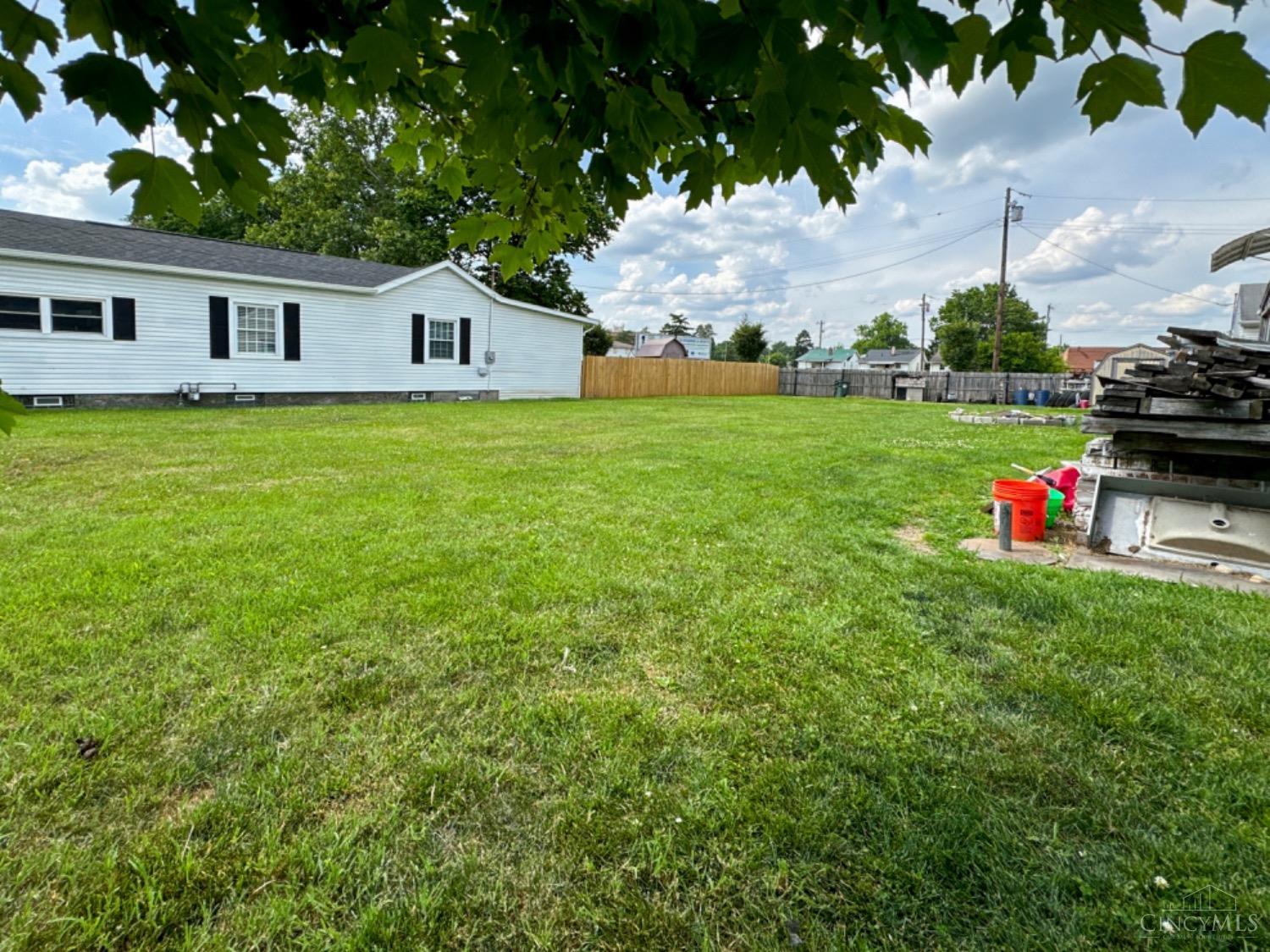 1519 Flemming Road Middletown, OH 45042 - Photo 24 of 25 Property includes 2 parcels - perfect for expansion or any outdoor amenities that you would want to enjoy.