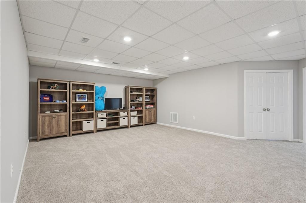 788 Highcrest Drive Acworth, GA 30101 - Photo 40 of 103 a view of room with closet