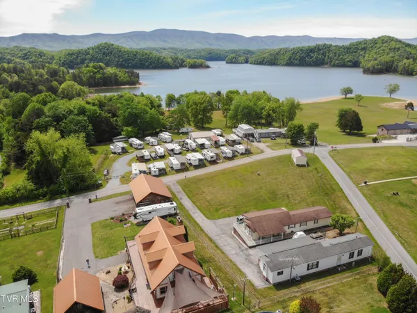 $775,000 | 917 Painter Creek Road, Bristol, TN 37620