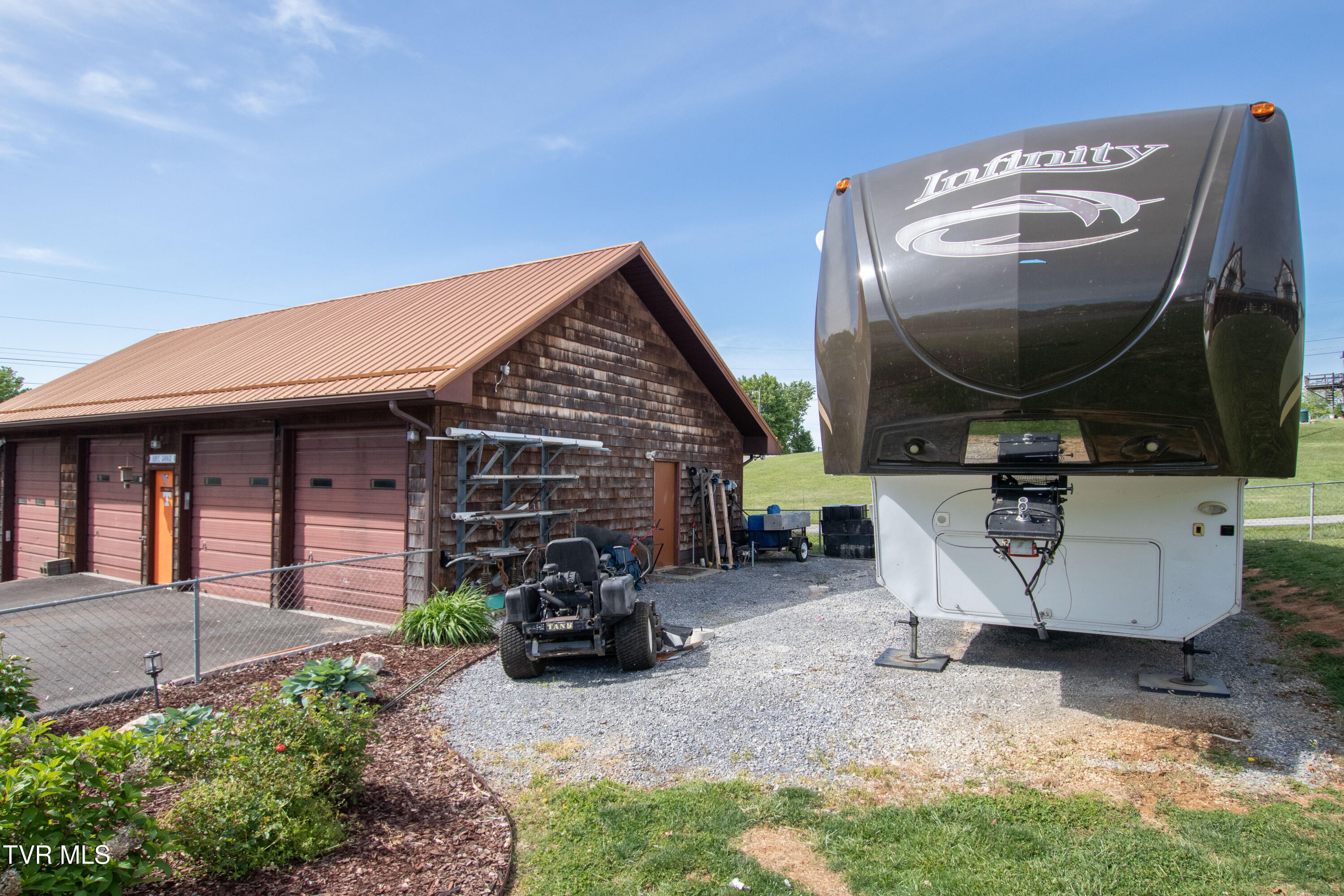917 Painter Creek Road Bristol, TN 37620 - Photo 68 of 86 RV