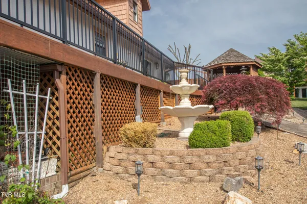 $775,000 | 917 Painter Creek Road, Bristol, TN 37620