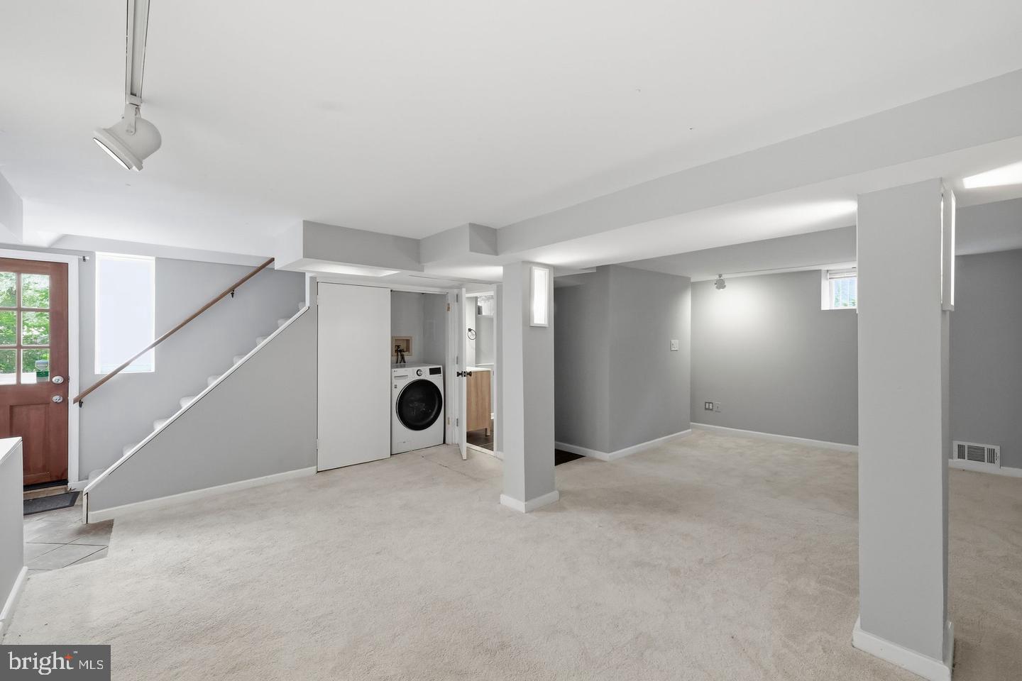 1706 North Glebe Road Arlington, VA 22207 - Photo 40 of 44 Gallery Image 40