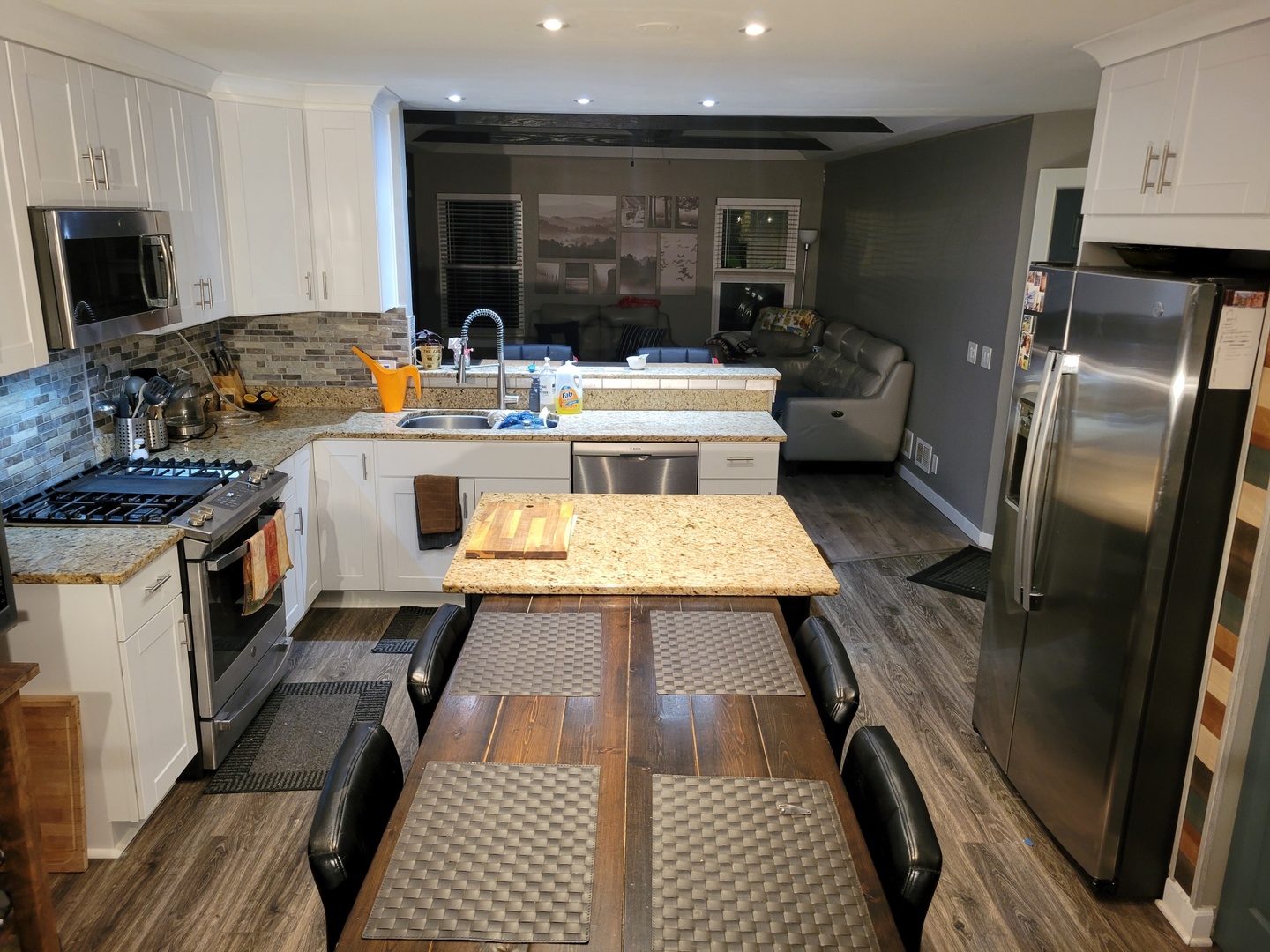 515 Surrey Ridge Drive Cary, IL 60013 - Photo 15 of 71 a kitchen with a stove and a refrigerator