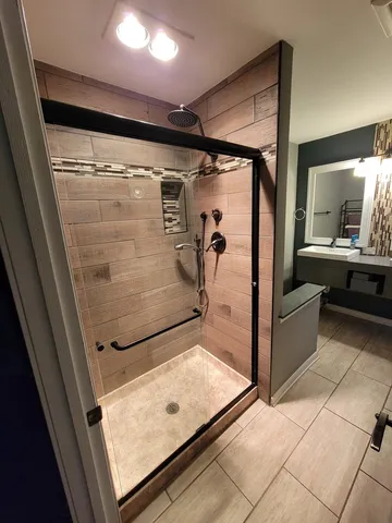 $523,900 | 515 Surrey Ridge Drive, Cary, IL 60013