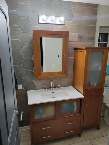 $523,900 | 515 Surrey Ridge Drive, Cary, IL 60013