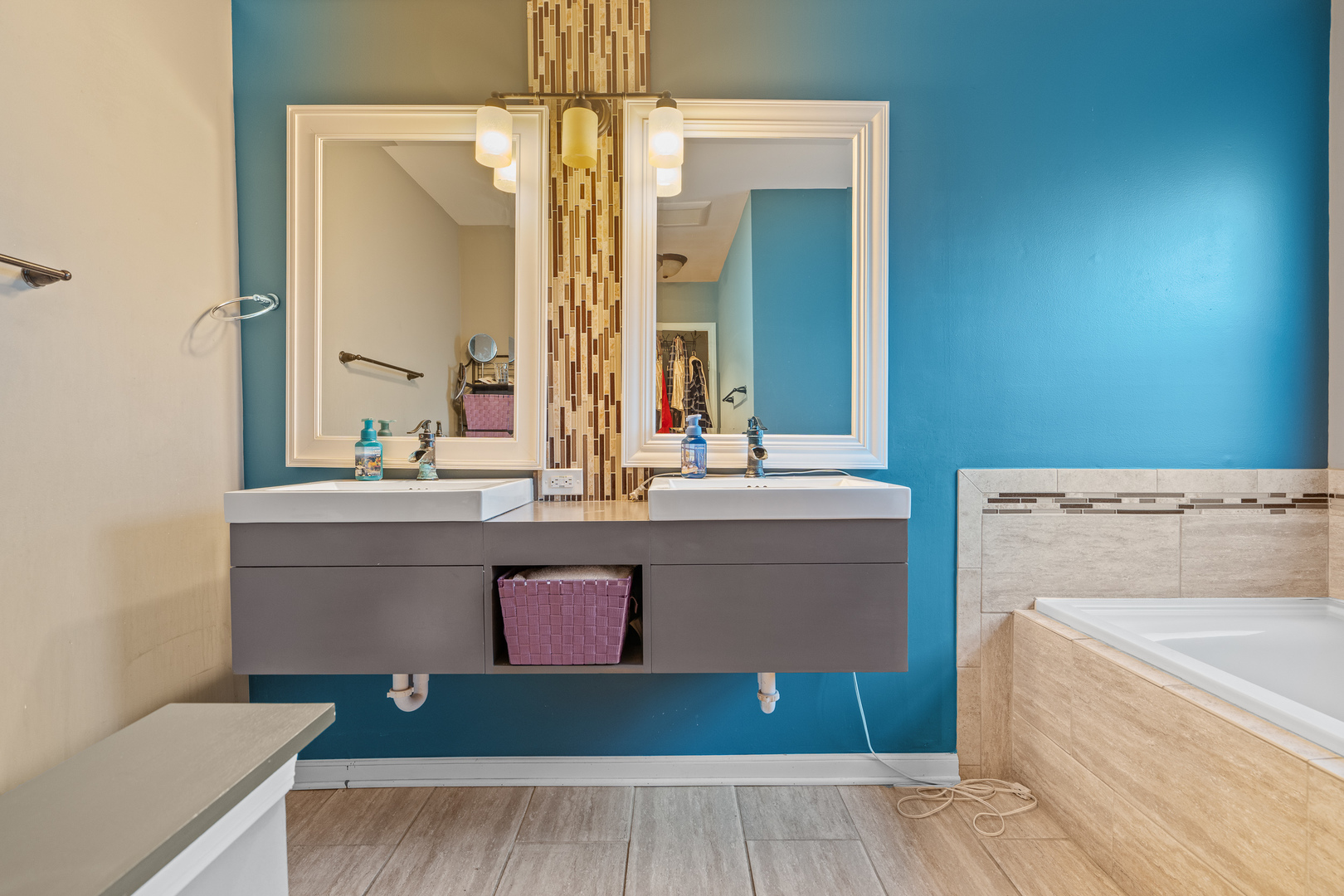 515 Surrey Ridge Drive Cary, IL 60013 - Photo 57 of 71 a bathroom with a sink and a mirror