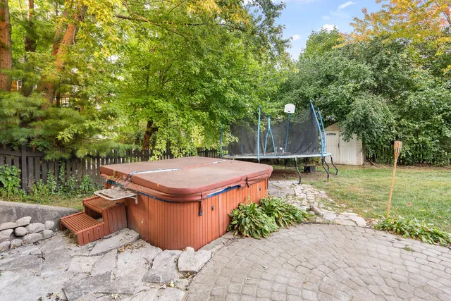 $523,900 | 515 Surrey Ridge Drive, Cary, IL 60013